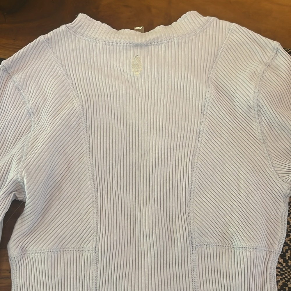 Free People long sleeve - Picture 5 of 7
